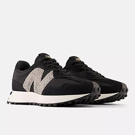 New Balance 327 Black / Sea Salt